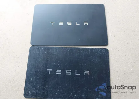 2018 Tesla Model 3 from USA, damaged, VIN 5YJ3E1EA3JF163654